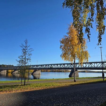 Uusi Kotoisa Kaksio Yksityissaunalla Rovaniemi Luaran gambar