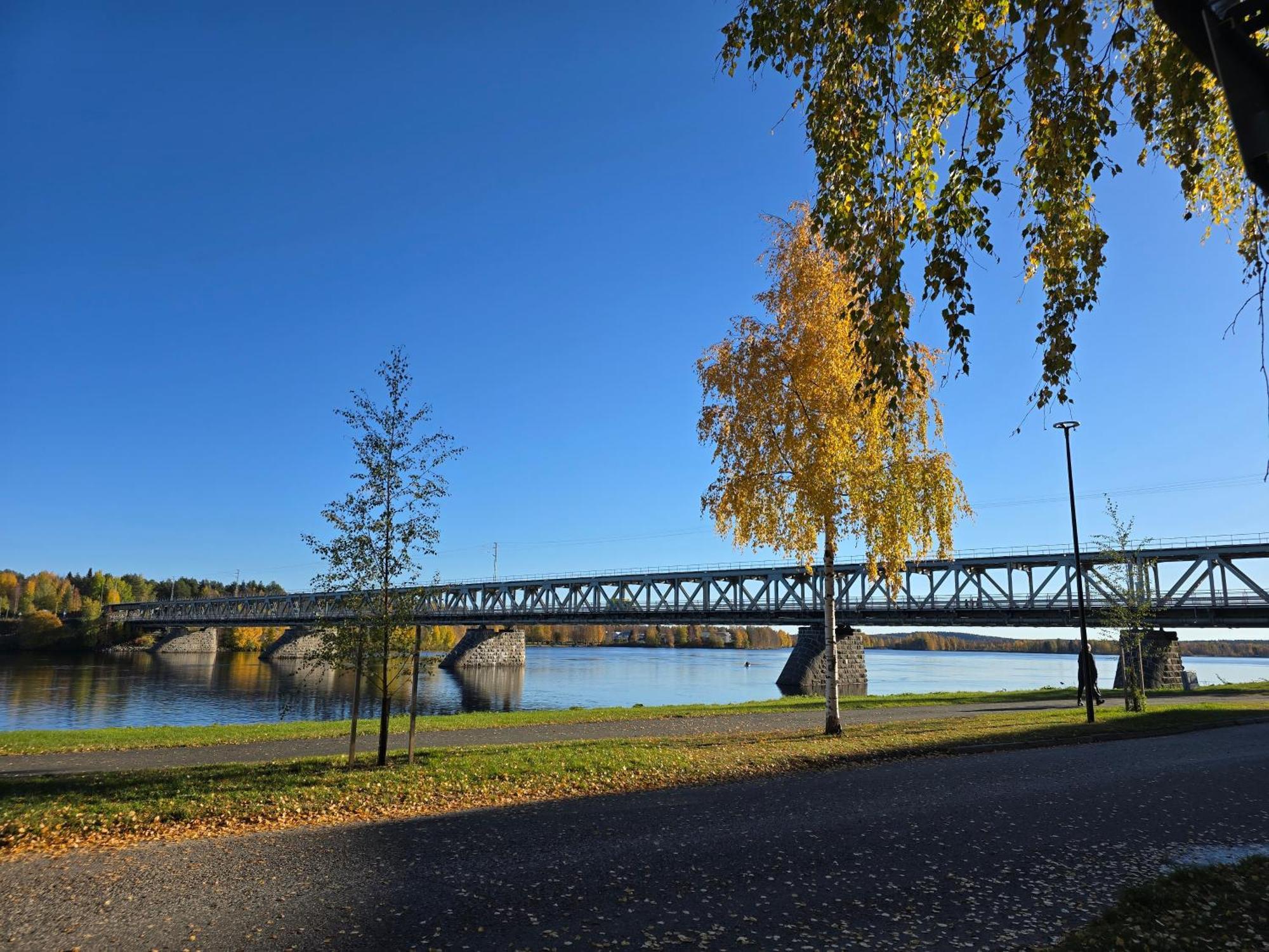 Uusi Kotoisa Kaksio Yksityissaunalla Rovaniemi Luaran gambar